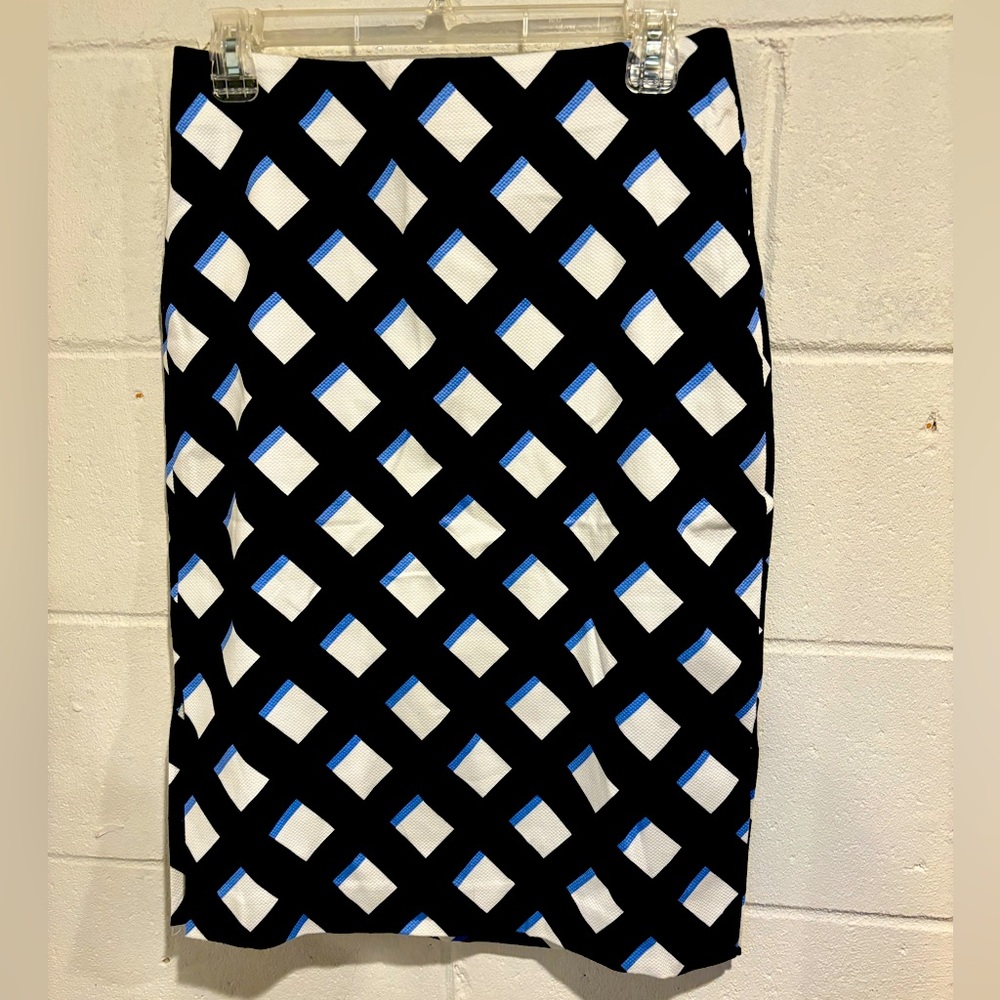 Ann Taylor stretch pencil skirt vented
